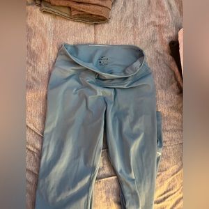 nike leggings medium